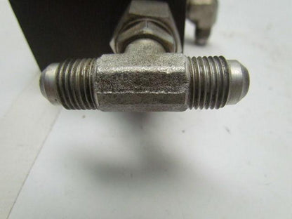 Vickers DGMS-3-2E-10-S 2 station hydraulic subplate port size SAE 3/4-16 UNF-2B