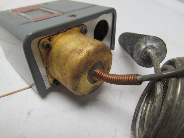 Penn 2800 Series 270 single pole close hi temp controller 15/55F Range