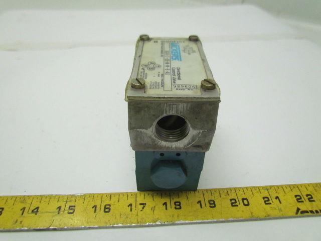 Vickers DG4V-3-OB-M-W-B-40 Solenoid Operated Directional Control Valve