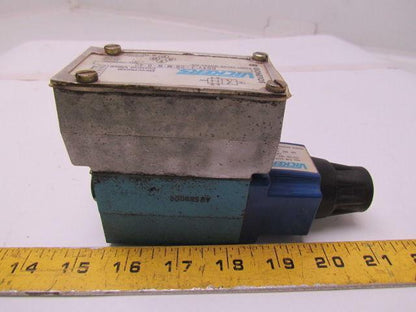 Vickers DG4V-3-OB-M-W-B-40 Solenoid Operated Directional Control Valve