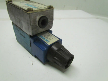 Vickers DG4V-3-OB-M-W-B-40 Solenoid Operated Directional Control Valve