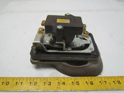 Sylvania 4A10N Type C Heavy Duty Push Button Run w/ Safety Guard Electric