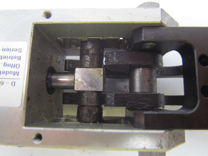 Destaco 84A3-110000000 CAM Type Gripper 333Lbs Grip Force Opening Angle 76 Deg