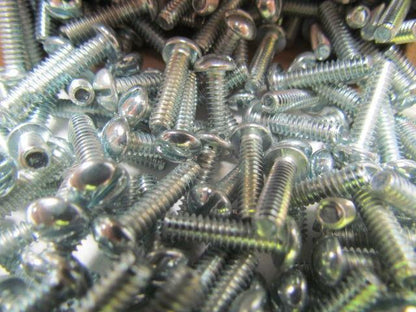 UST013448 #10-24 X 3/4" Slot round head machine screw grade 2 plated
