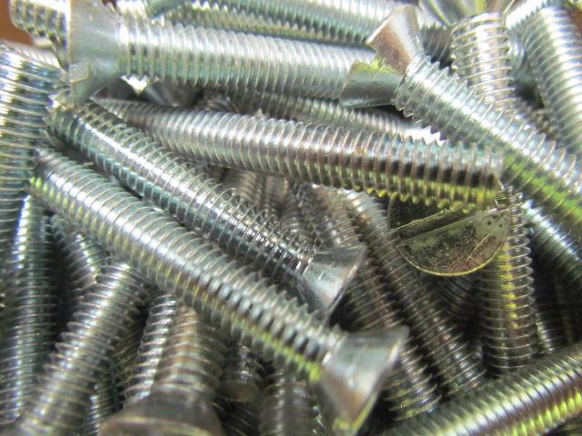 5/16-18x2-3/4" Flat head slotted machine screw 97pcs