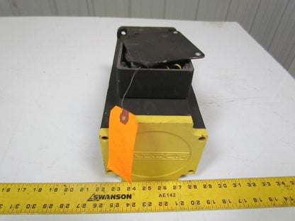 Baldor BSM100C-4250BAX Brushless AC Servomotor 600V Rated 2400RPM Max. 4500RPM