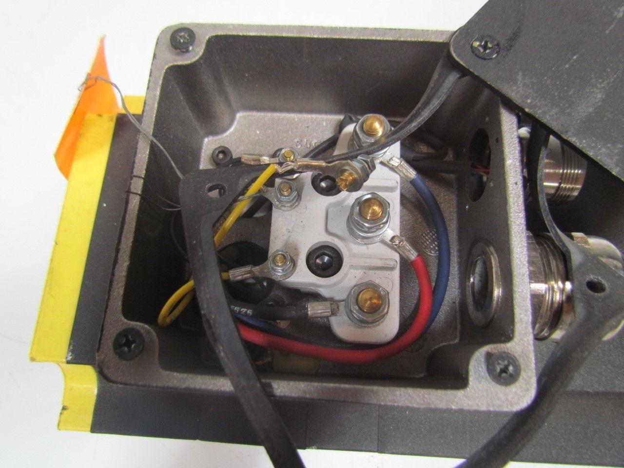 Baldor BSM100C-4250BAX Brushless AC Servomotor 600V Rated 2400RPM Max. 4500RPM