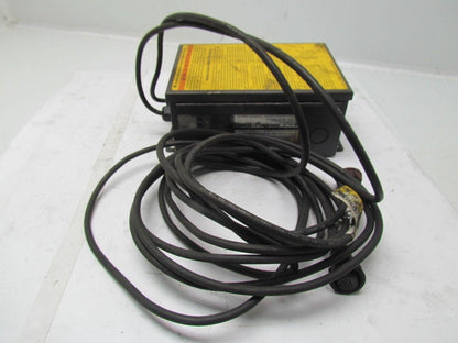 STI MS4328B2-AC1-20X-5R -U-W Light Curtain Controller 115VAC w/ Cables