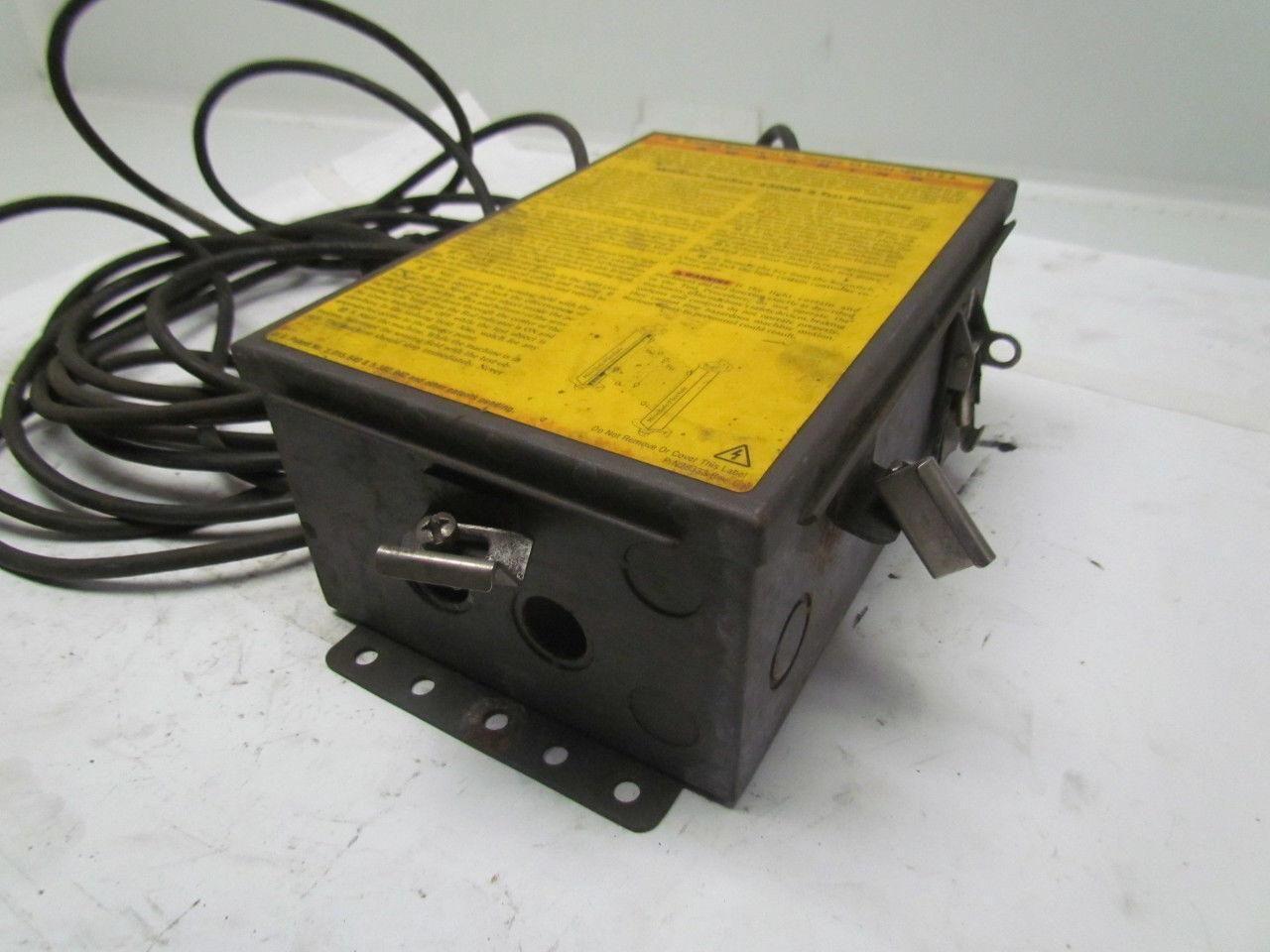 STI Scientific Technologies MS4328B-2 2 Light Curtain Controller 115VAC w/ Cords