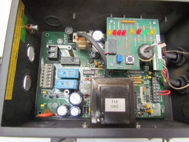 STI Scientific Technologies MS4328B-2 2 Light Curtain Controller 115VAC w/ Cords