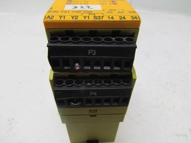 Pilz PNOZ X8P 24V 3.5W E-Stop Relay/Safety gate monitor