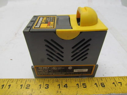 Bussmann Optima IR200kA/OPM1038R 3 Pole class CC Fuse Holder 30A 600V