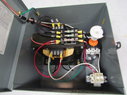 Square D SK3000G2 Ser.A Transformer Disconnect 50/60Hz 480/575V Pri. 115 Sec.
