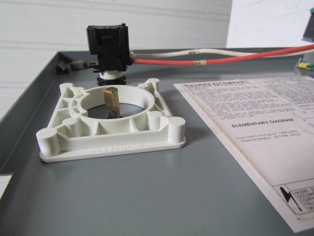 Square D SK3000G2 Ser.A Transformer Disconnect 50/60Hz 480/575V Pri. 115 Sec.