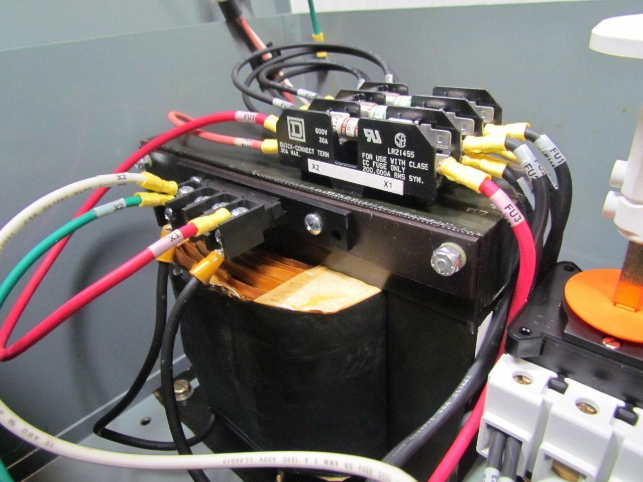 Square D SK3000G2 Ser.A Transformer Disconnect 50/60Hz 480/575V Pri. 115 Sec.