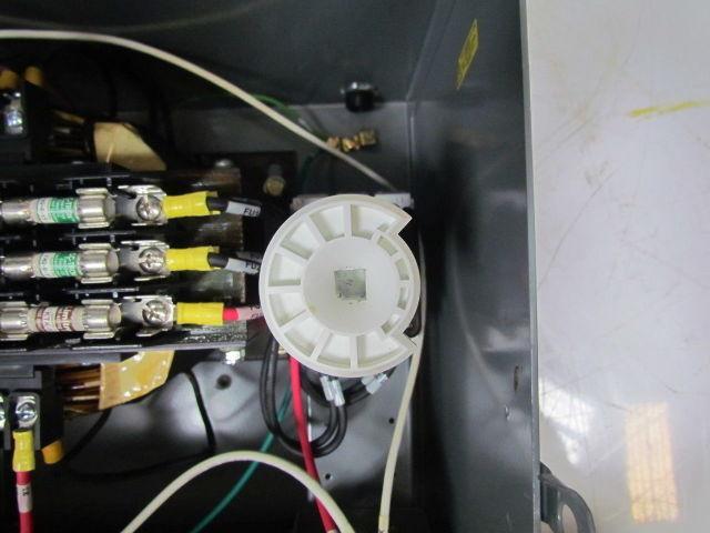 Square D SK3000G2 Ser.A Transformer Disconnect 50/60Hz 480/575V Pri. 115 Sec.