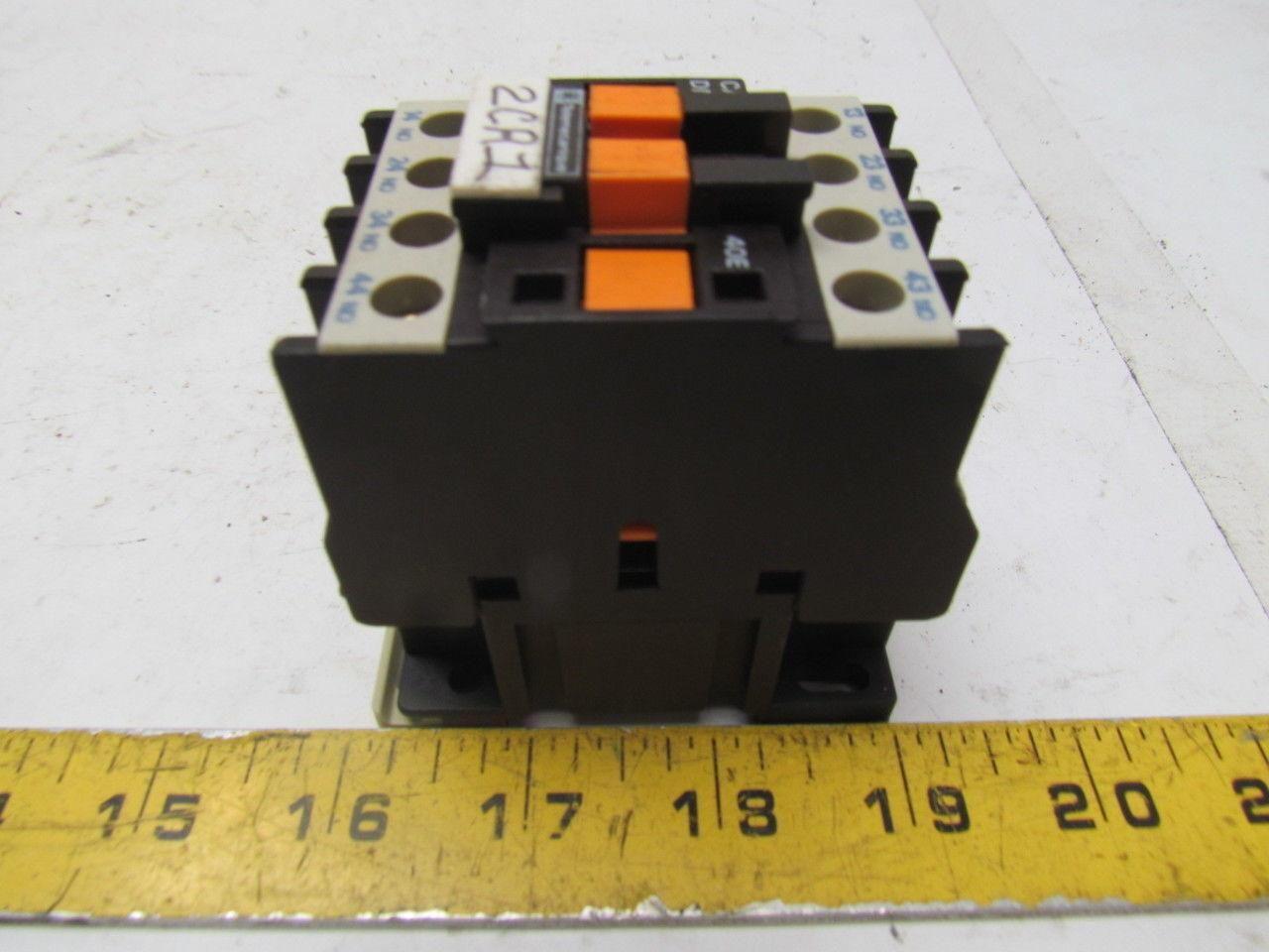 Telemecanique CA2-DN40 Industrial Control Relay 10A 600VAC Max. 4 contacts