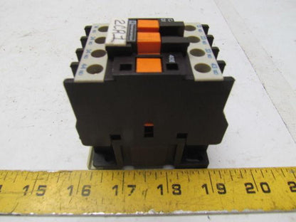 Telemecanique CA2-DN40 Industrial Control Relay 10A 600VAC Max. 4 contacts