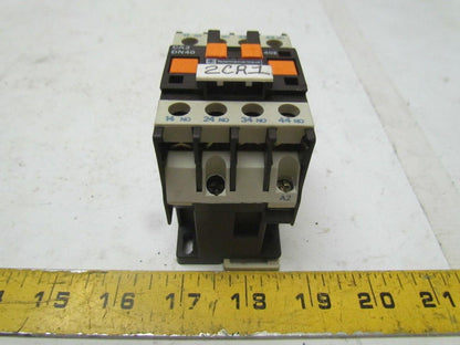 Telemecanique CA2-DN40 Industrial Control Relay 10A 600VAC Max. 4 contacts
