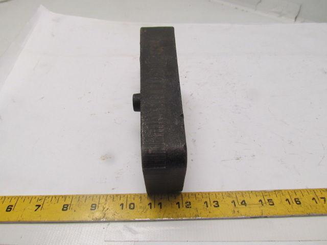 International 3870338C1 K10F Front left hand shackle axle bracket