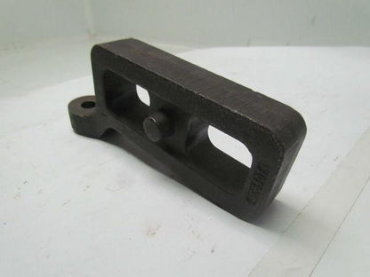 International 3870338C1 K10F Front left hand shackle axle bracket