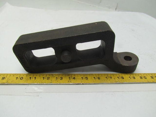 International 3870339C1 J10F Front right hand shackle axle bracket
