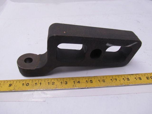 International 3870339C1 J10F Front right hand shackle axle bracket