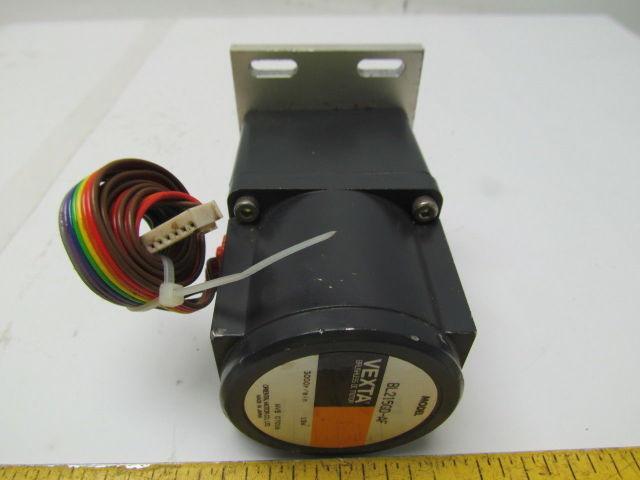 Vexta BL215GD-AF Brushless DC Motor 3000RPM 15W w/2GD30K Gear Head 30:1 Ratio