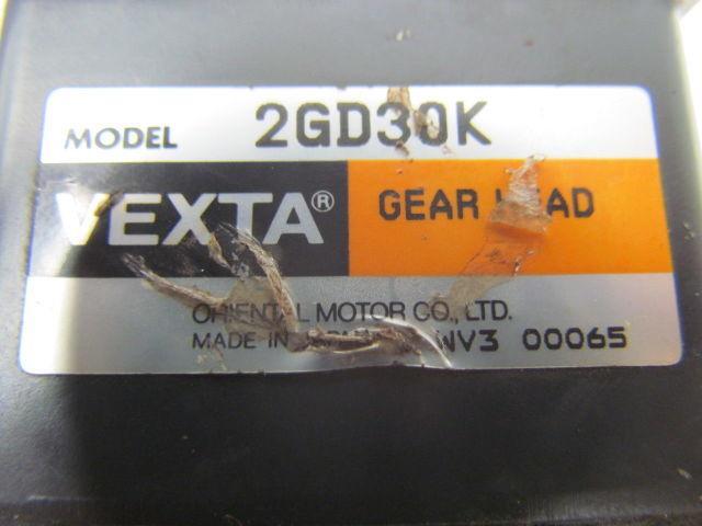 Vexta BL215GD-AF Brushless DC Motor 3000RPM 15W w/2GD30K Gear Head 30:1 Ratio