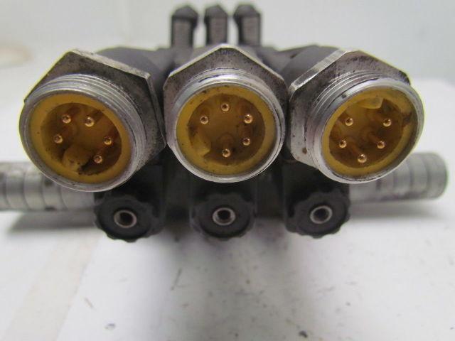 Parker B562ACD53C 3 B5 Series Pneumatic Valves on base w/ FB7 Silencers