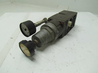 Numatics 554RS100J Pneumatic Sandwich pressure regulator w/gauge