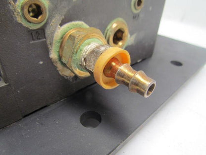 Numatics I24BA43BK/123BA400K Pneumatic solenoid air valve w/manifold 120VAC 06A