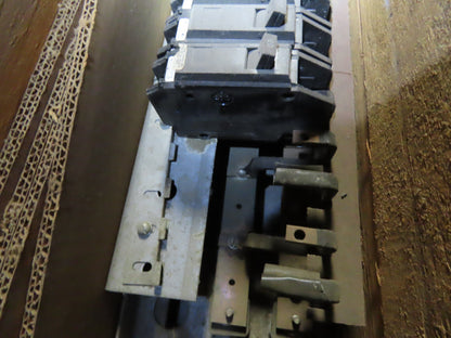 General electric Class CTL CD536629 Panelboard type NLAB Style 1 240Y/120VAC