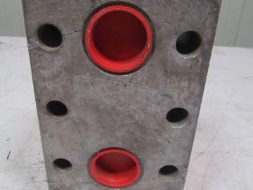 Stauff BBV25320001M Two Way High Pressure Ball Valve 4500PSI Block Body Valve