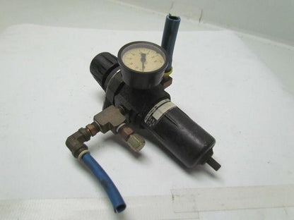 Watts D11-02DJC Fluid Air Pneumatic Regulator/Filter 300PSI Max. w/Gauge