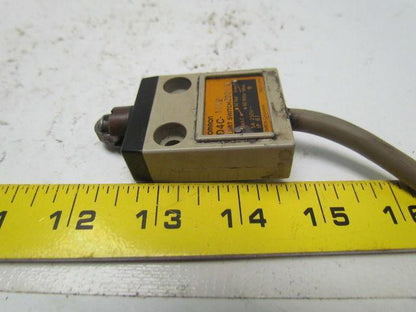 Omron D4C-1302 Enclosed limit switch 5A 250V