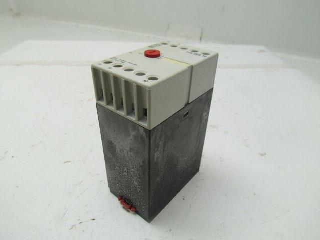 Square D Class 9050 type DED Star delta timer 110VAC 0.5-10 Sec. Adjustable