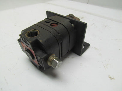 Marsh Bellofram 10PL Pneumatic plunger operated regulator 2-60 PSI Range