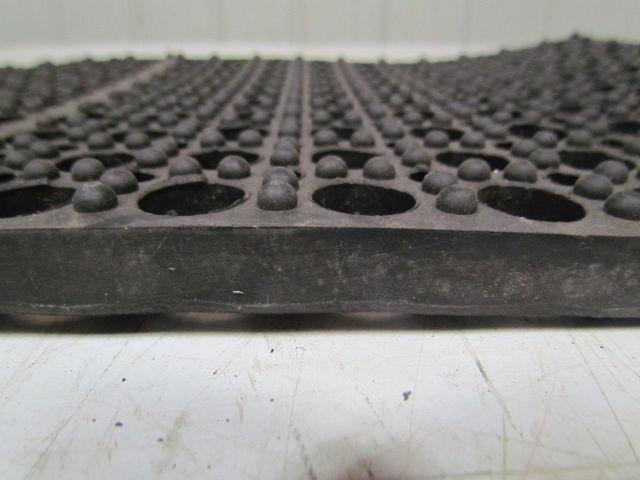 Wearwell 78x1x2GRBK 7/8"x1'x2' Mat Grease Resistant w/ Connectors Lot of 5