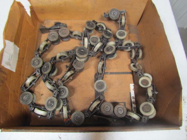 Unibilt 13' Nylon wheel overhead conveyor chain w/3 links part# 20049-1 4" pitch