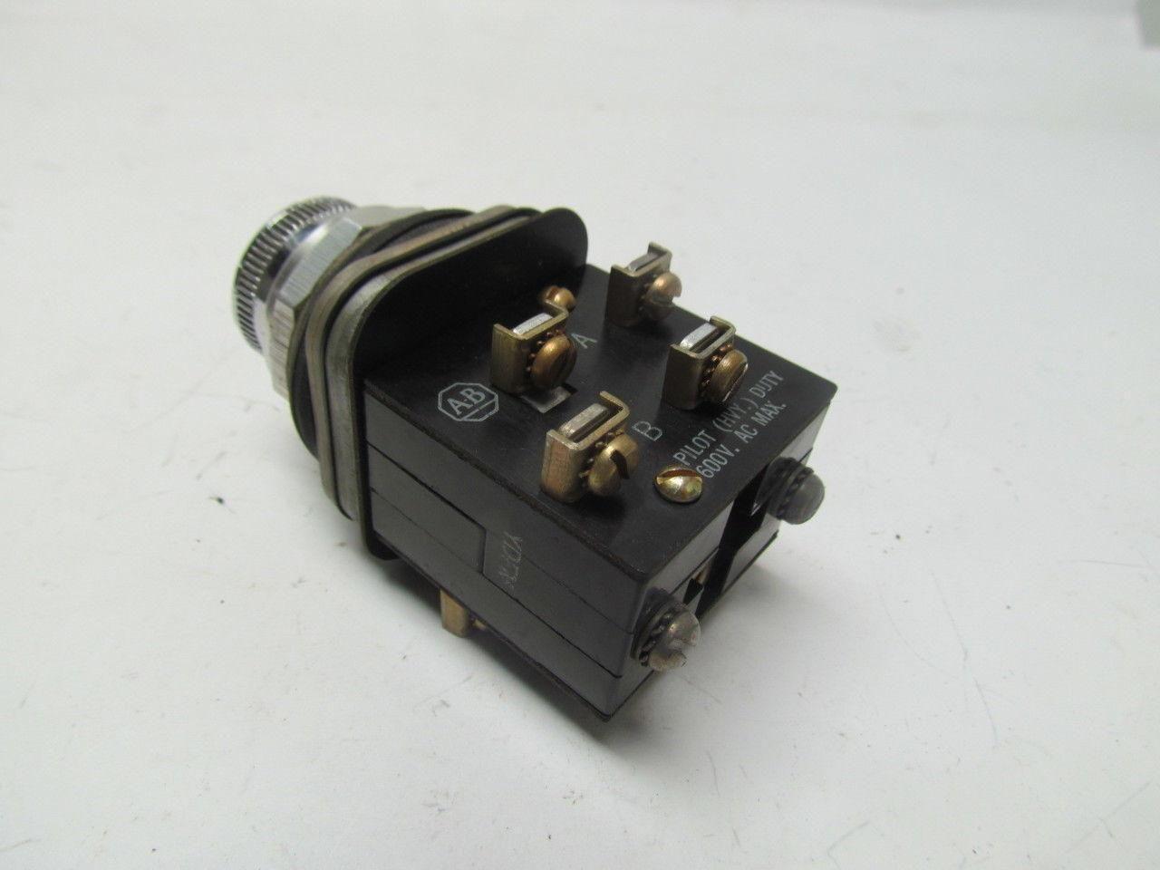 Allen Bradley 800T-KD1 KD1B59 30mm Selector PB Cam w/ 2 Pilot Blocks Green
