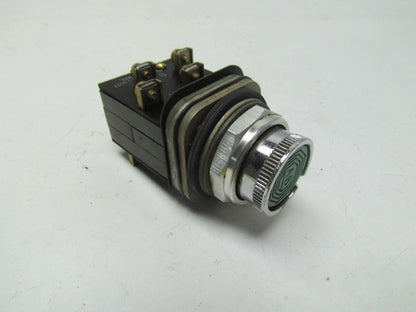 Allen Bradley 800T-KD1 KD1B59 30mm Selector PB Cam w/ 2 Pilot Blocks Green
