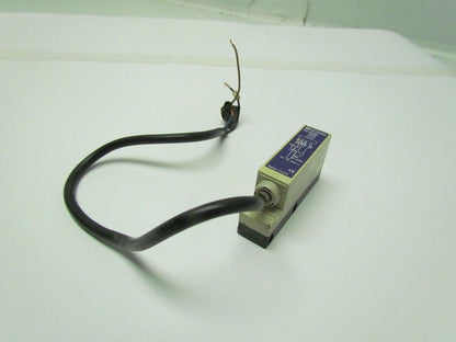 Telemecanique XUL-H06353 Photo Sensor 30VDC 200MA XU+options