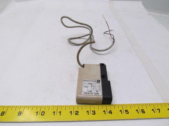Telemecanique XUG-H04323 Photoelectric Sensor12/24V