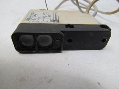 Telemecanique XUG-H04323 Photoelectric Sensor12/24V