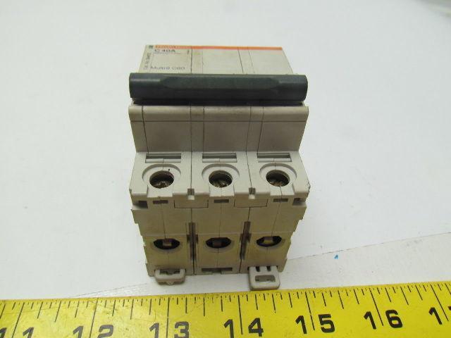Merlin Gerin C40A 24472 277/480V Multi 9 circuit breaker 3-pole