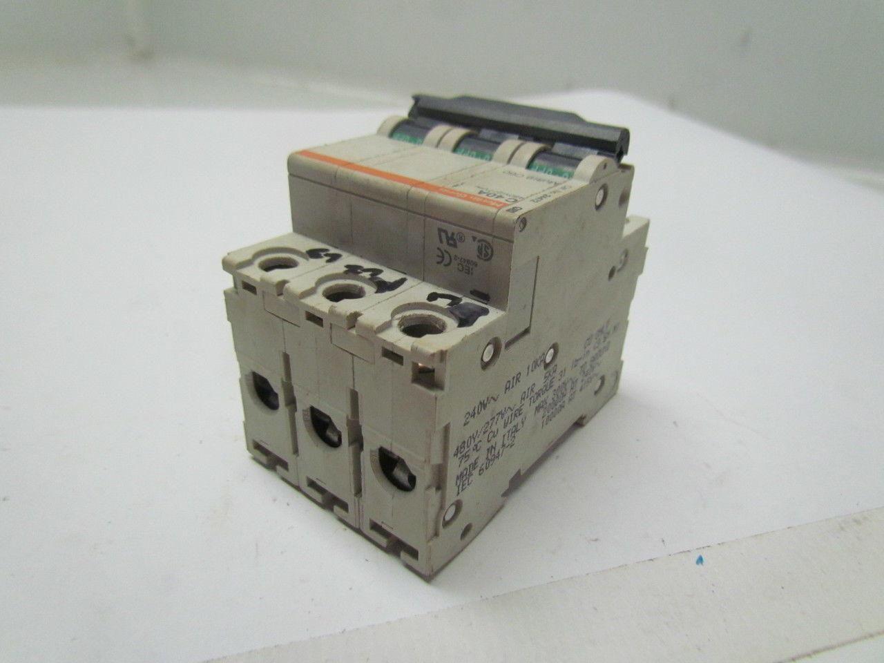 Merlin Gerin C40A 24472 277/480V Multi 9 circuit breaker 3-pole