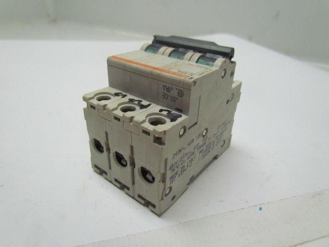 Merlin Gerin C40A 24472 277/480V Multi 9 circuit breaker 3-pole