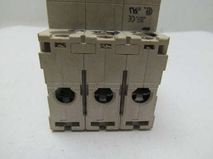 Merlin Gerin C40A 24472 277/480V Multi 9 circuit breaker 3-pole