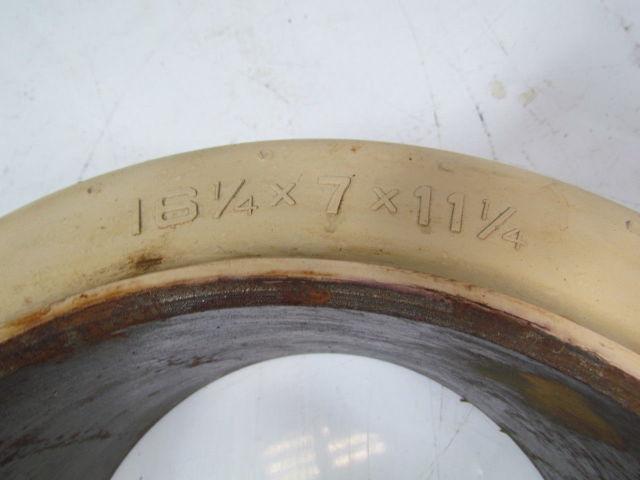 ITL 16-1/4"x7"x11-1/4" white smooth non-Marking press on forklift tire wheel